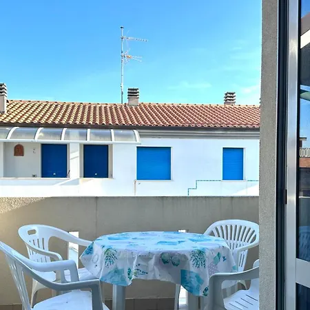 Lägenhet F005 - Fano, Con Terrazzo Vicino Al Mare