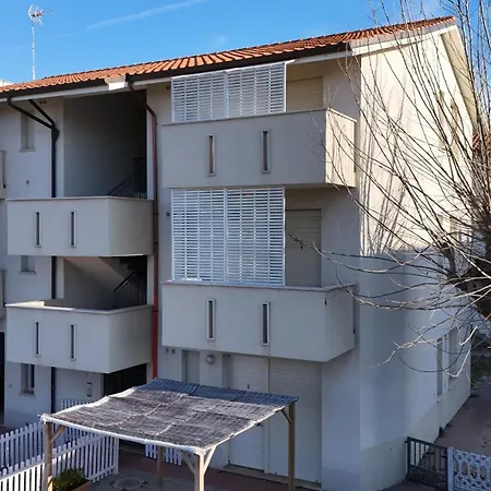 F005 - Fano, Con Terrazzo Vicino Al Mare * פאנו